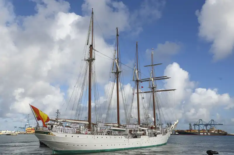 El buque Juan Sebastián de Elcano tiene casi 100 años de historia