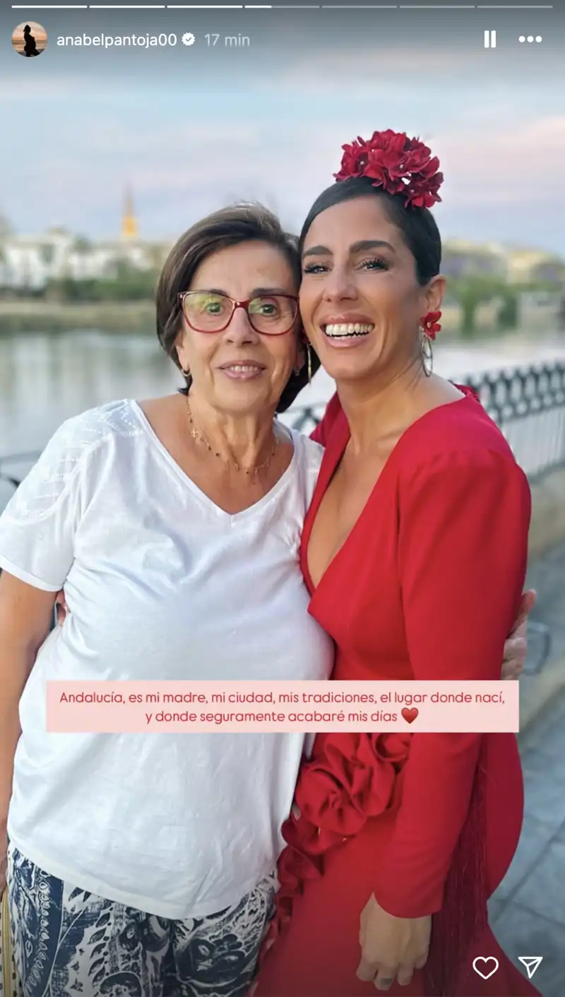 Anabel Pantoja y su madre, Merchi, en Sevilla