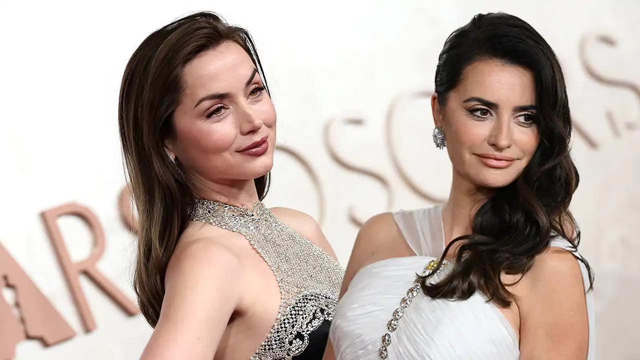 De Ana de Armas a Penélope Cruz: los looks de las españolas en la alfombra roja de los Premios Oscar 2025