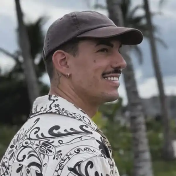 Luitingo muy sonriente