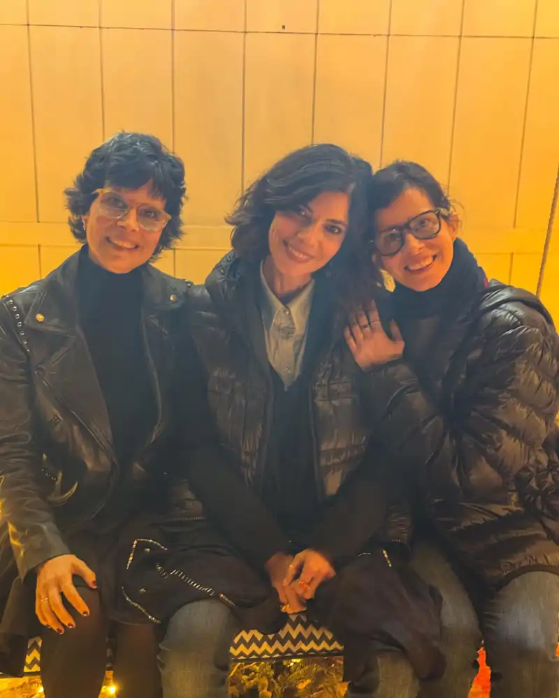 Maribel Verdú y sus hermanas