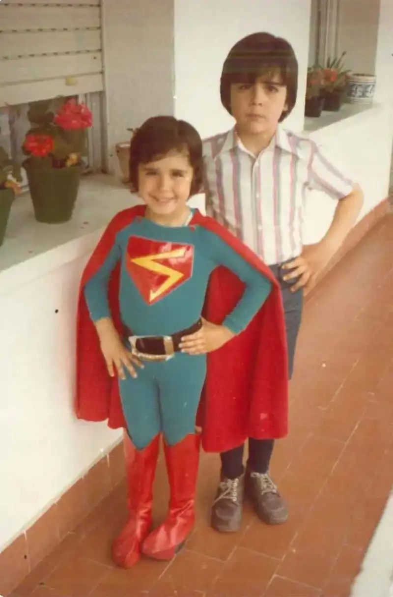 Mario Vaquerizo y su hermano Ángel de pequeños