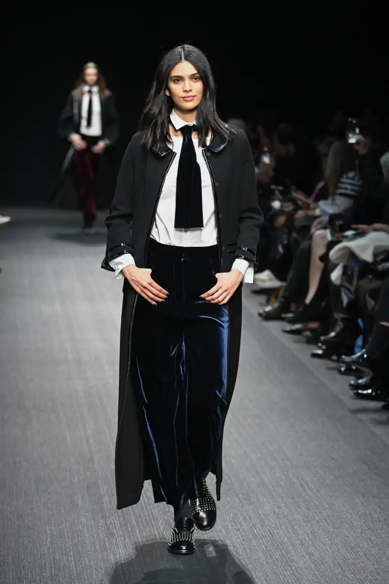 Emporio Armani collection durante la Milán Fashion Week el pasado 27 de febrero de 2025 