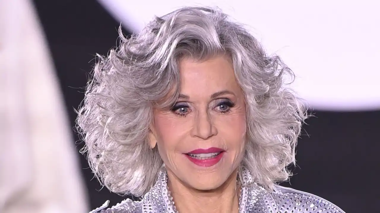 Jane Fonda muy sonriente