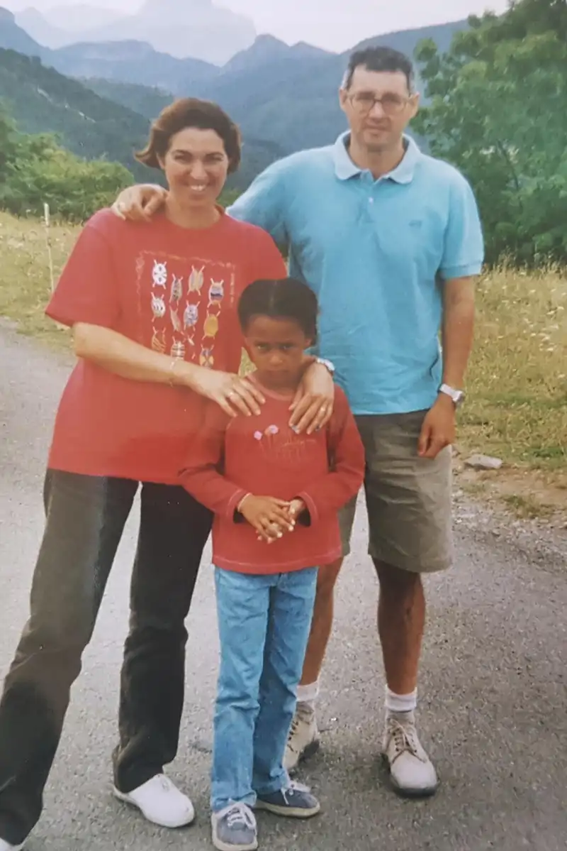 Ana Peleteiro con sus padres 