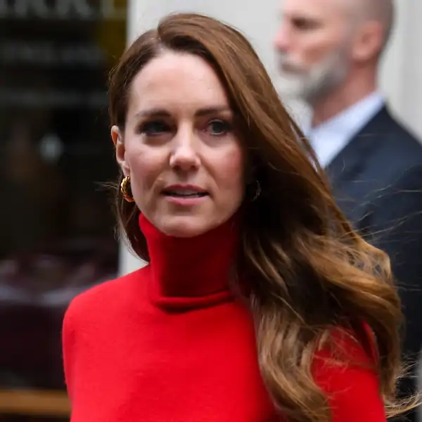 Kate Middleton con unos pendientes 'low cost' de Asos