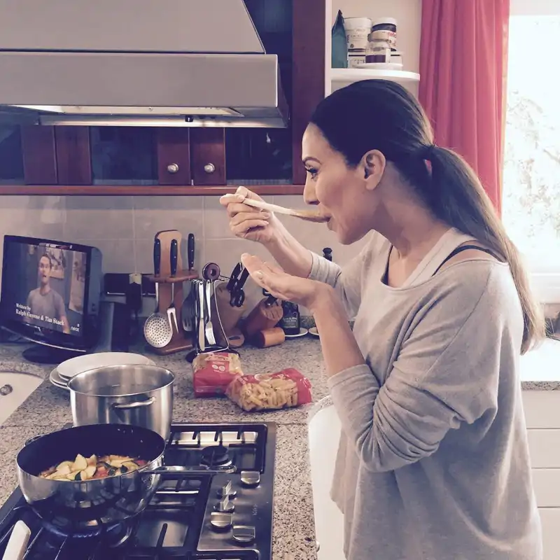 Monica Naranjo en su cocina