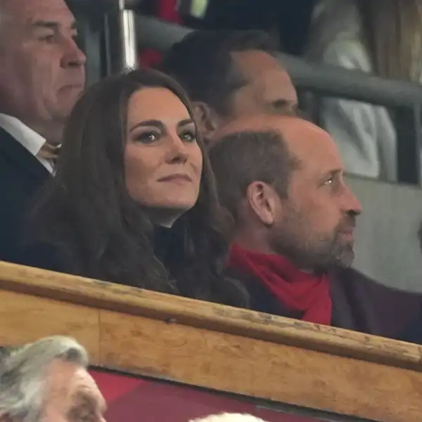 Kate Middleton y el Príncipe Guillermo en un partido de Rugby