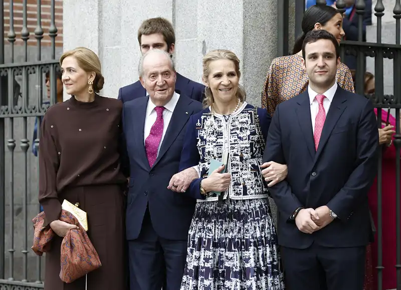 El Rey Juan Carlos, con sus hijas y sus nietos en Madrid