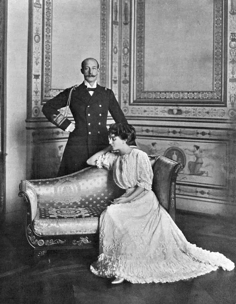 María Bonaparte junto a su marido, Jorge de Grecia en 1907 