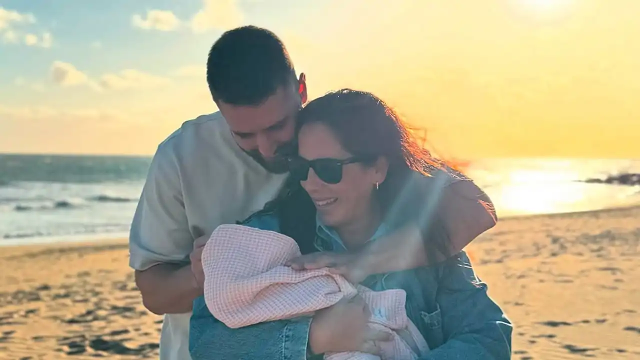 Anabel Pantoja, con imágenes inéditas, dedica la felicitación más emotiva a David Rodríguez en su primer Día del Padre