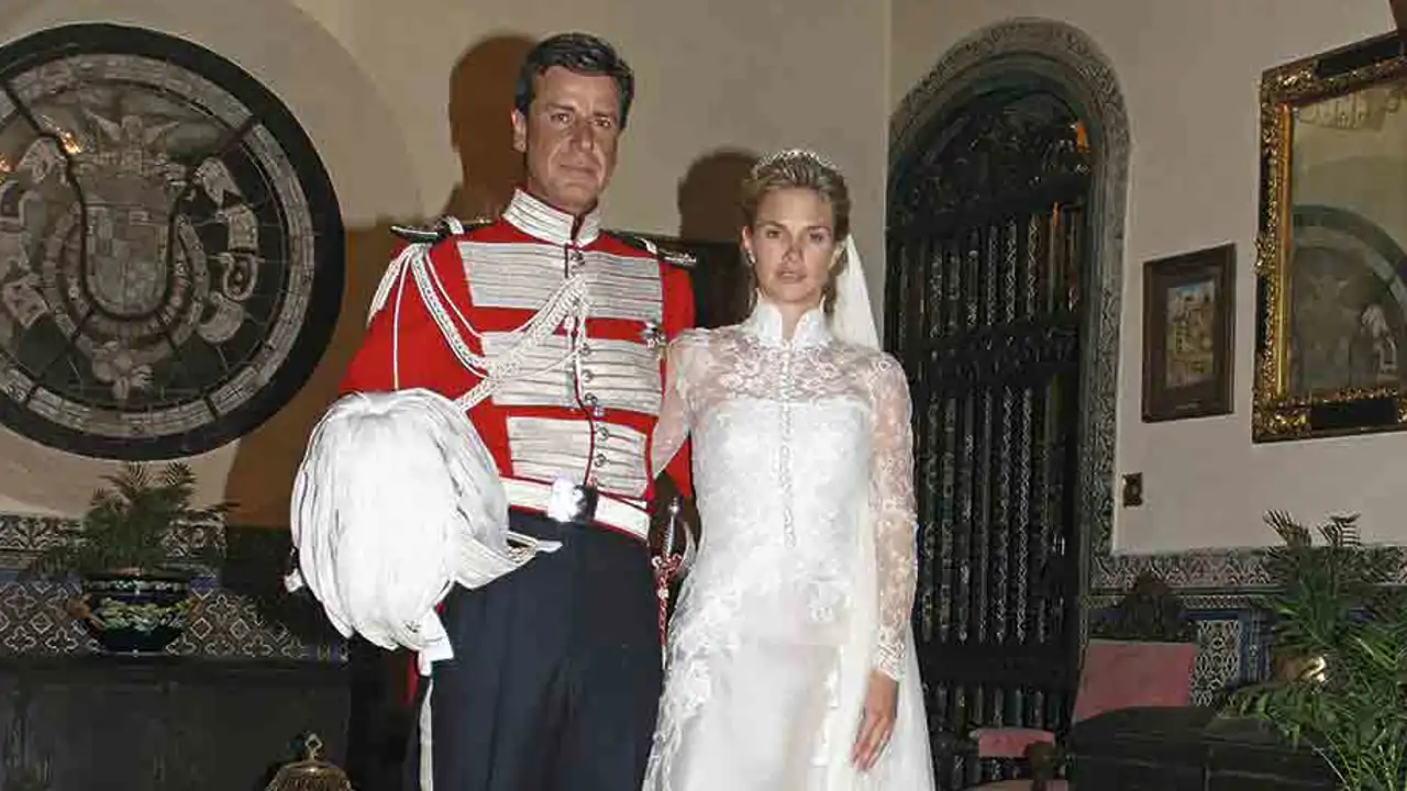 El uniforme maldito que Cayetano Martínez de Irujo podría utilizar para su boda con Bárbara Mirjan