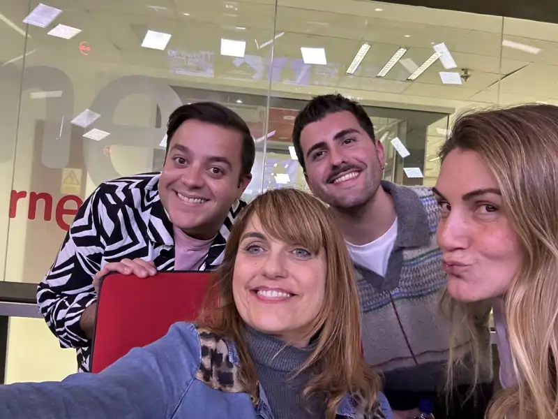 Carlota Corredera junto a Lourdes Maldonado, David Andújar y David Insua en el estudio de RNE durante su sección semanal 'El Tridente'