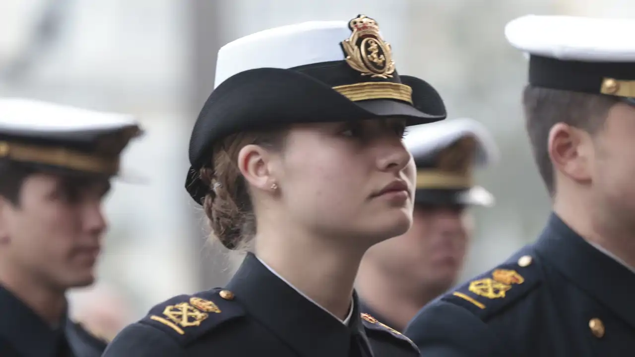 La Princesa Leonor con sus compañeros guardiamarinas