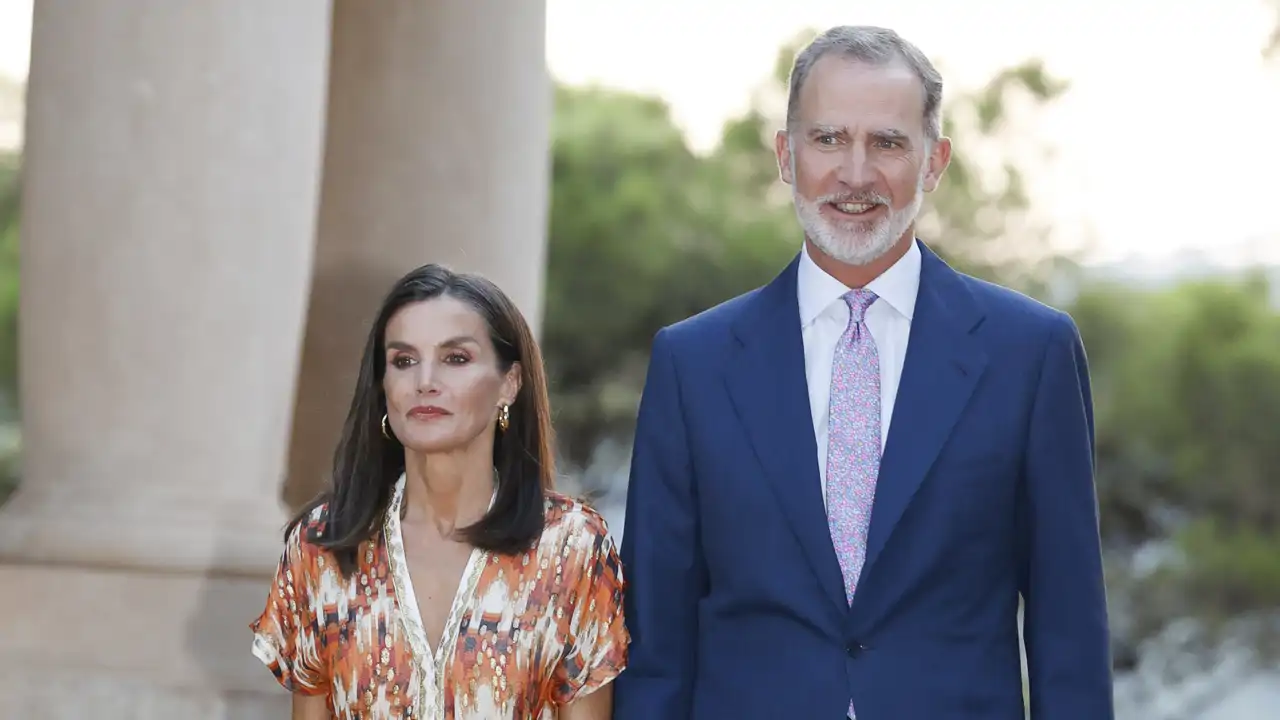 Entramos en el interior de Marivent, el palacio en el que los Reyes Felipe y Letizia pasan las vacaciones de verano junto a sus hijas