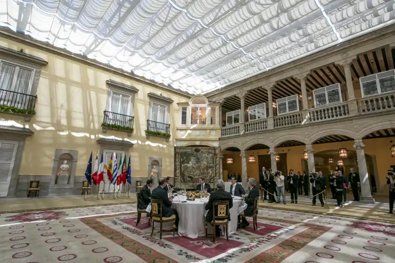 Una celebración en el interior del Palacio de El Pardo