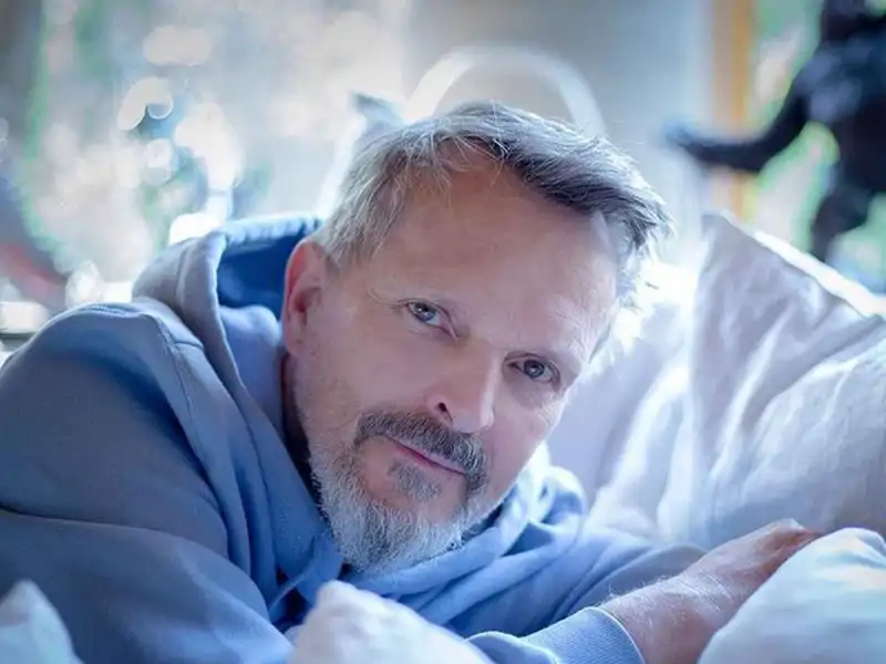 El terrible accidente de coche en el que Miguel Bosé estuvo a punto de perder la vida