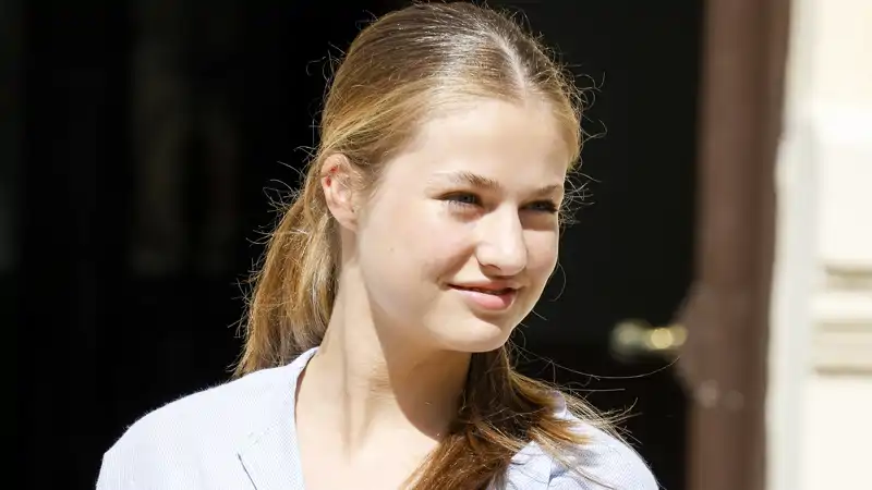 La Princesa Leonor con gesto sonriente