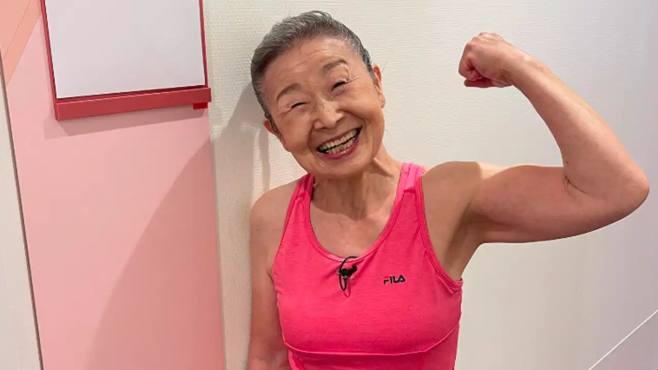 La entrenadora más longeva del mundo de 94 años y defensora del método Takimika, elogiado por Harvard: "Haz estos cuatro ejercicios, da igual la edad"