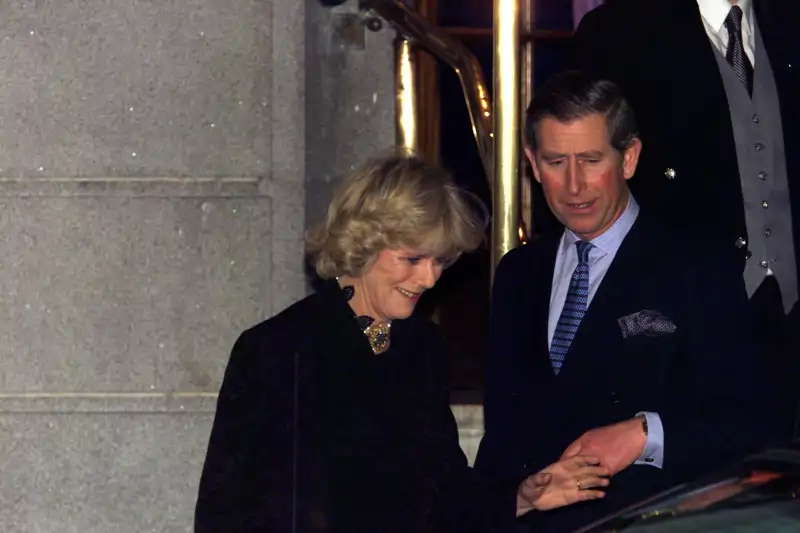 Primera aparición pública de Carlos y Camilla como pareja en el año 1999