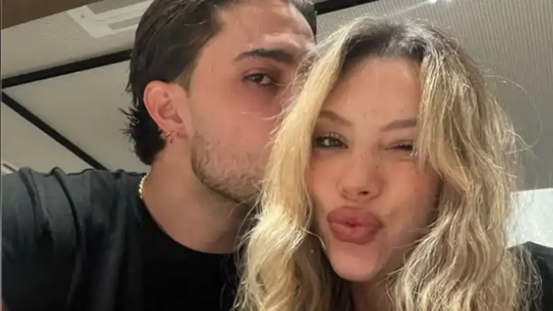 Alejandra Rubio y Carlo Costanzia