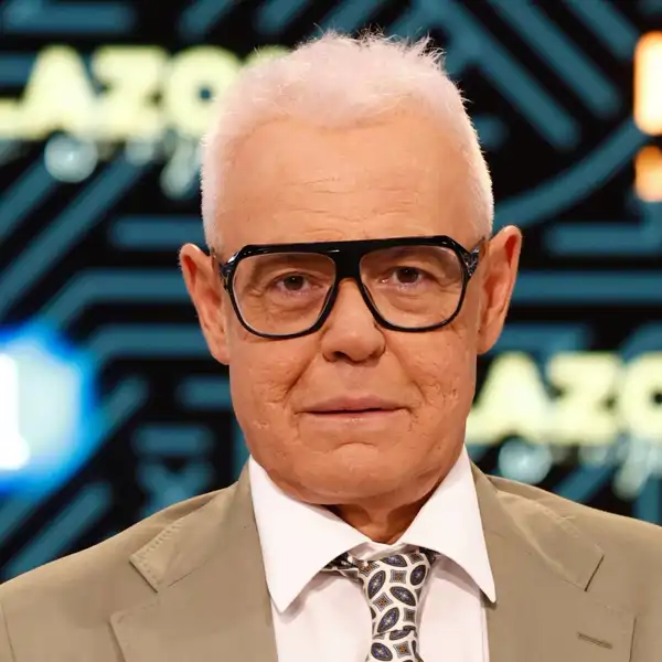 Jordi González con gesto serio