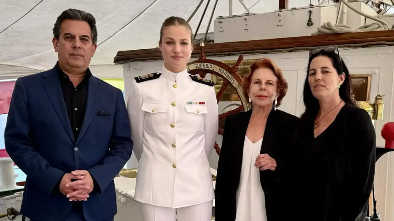 La Princesa Leonor junto a la mujer y los hijos de Mario Vargas Llosa