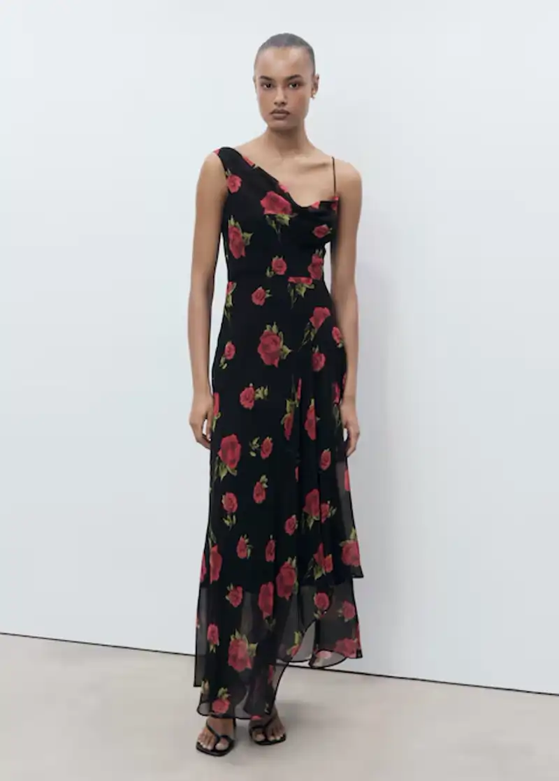 Vestido largo estampado floral de Mango 69,99 euros 