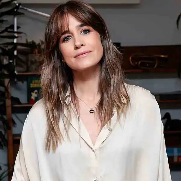 Si no quieres llevar tirantes, estos 5 tops de Zara serán tus mejores aliados en los días de calor: cómodos, fresquitos y no marcan