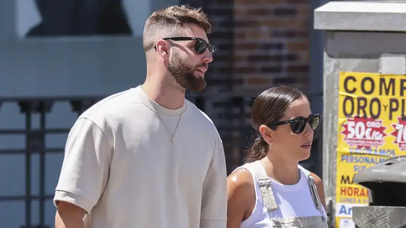 Anabel Pantoja y David Rodríguez con gafas de sol