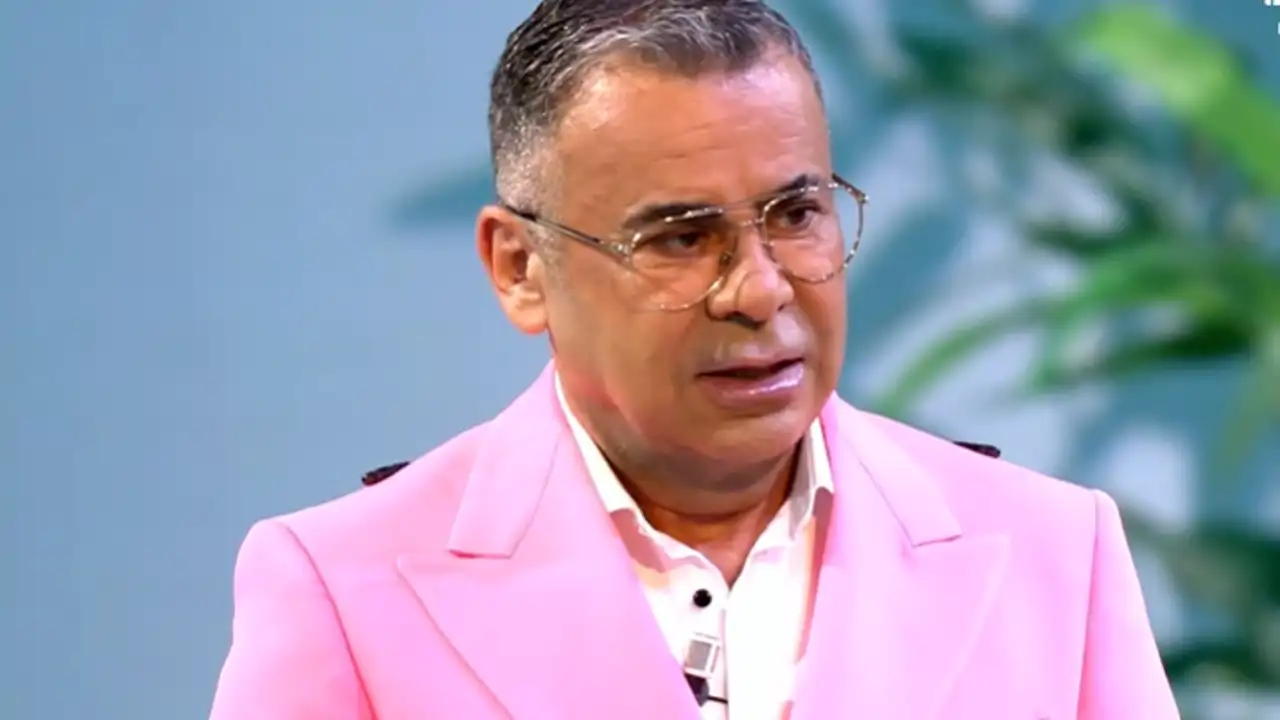 La impactante reacción de Jorge Javier Vázquez a un inesperado comentario de Carlos, el marido de Laura Cuevas, ante su regreso tras 'Supervivientes'