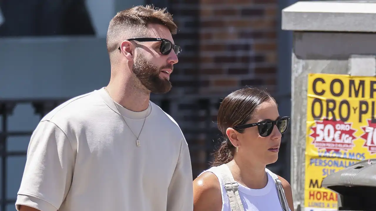 Anabel Pantoja y David Rodríguez con gafas de sol