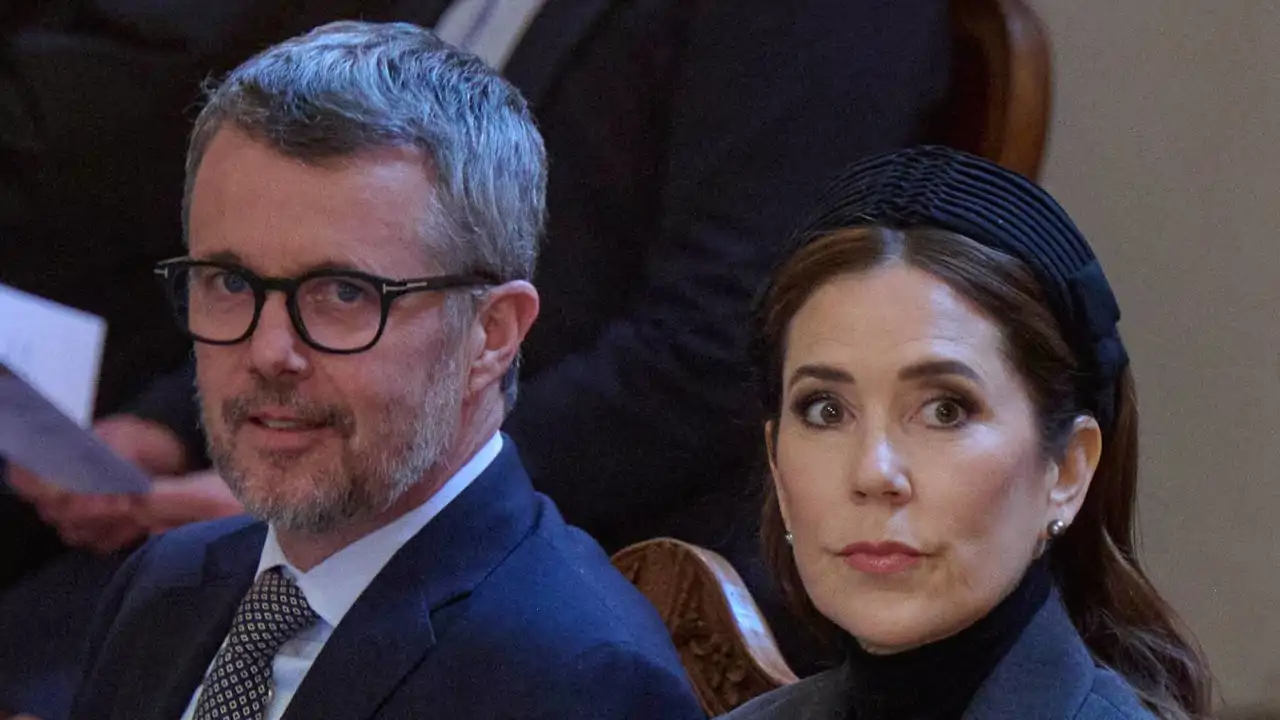 Federico y Mary de Dinamarca con gesto serio