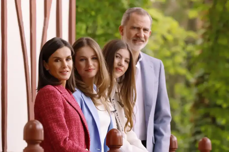 Nuestra Familia Real con motivo de la celebración del 20 aniversario del enlace real entre Don Felipe y Doña Letizia