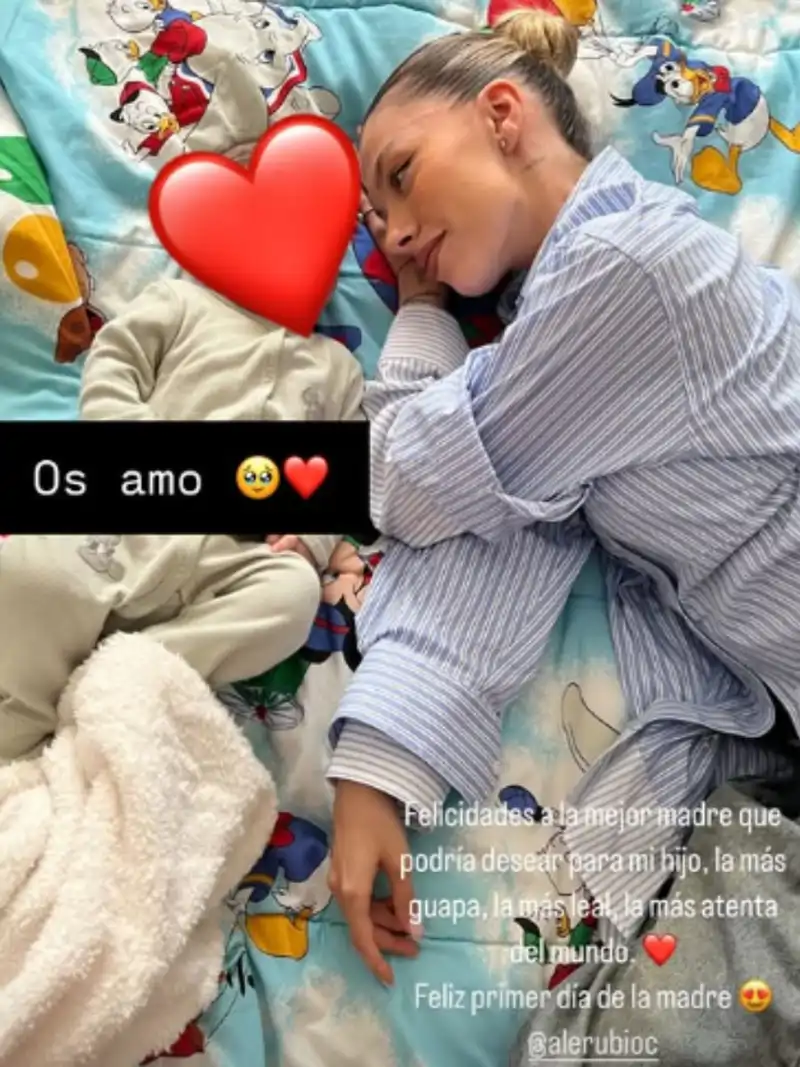 Carlo Costanzia felicita a Alejandra Rubio por el día de la madre