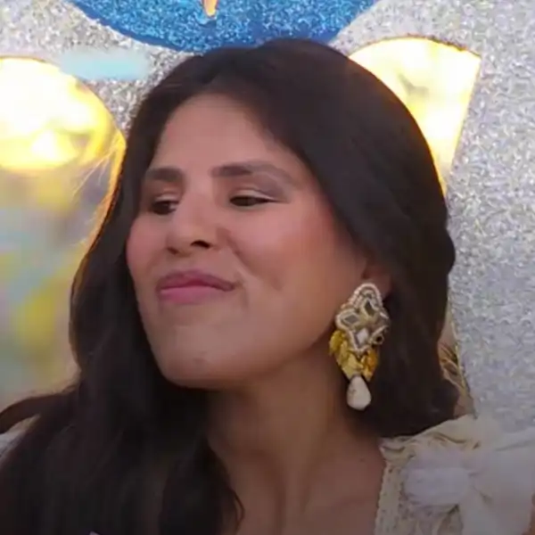 Isa Pantoja en el estreno de 'La familia de la tele'