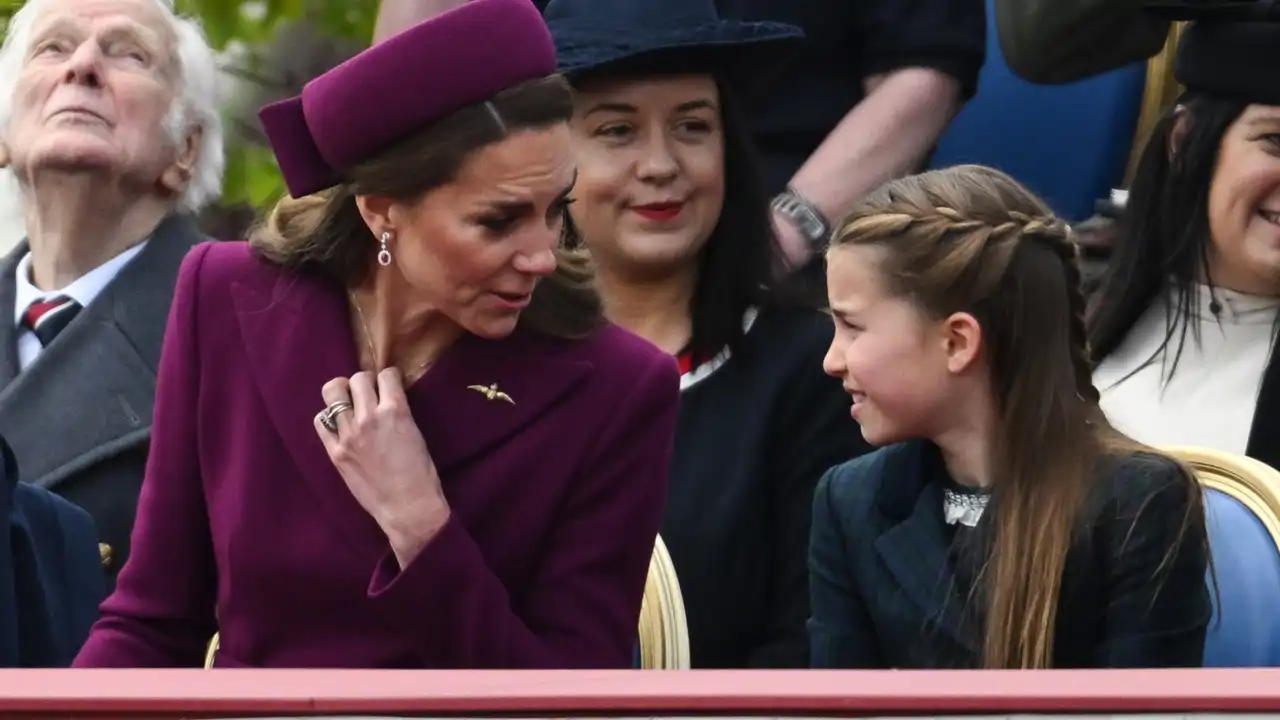 Un experto en lectura de labios saca a la luz lo que le dijo Kate Middleton a su hija Charlotte sobre su padre, el príncipe Guillermo