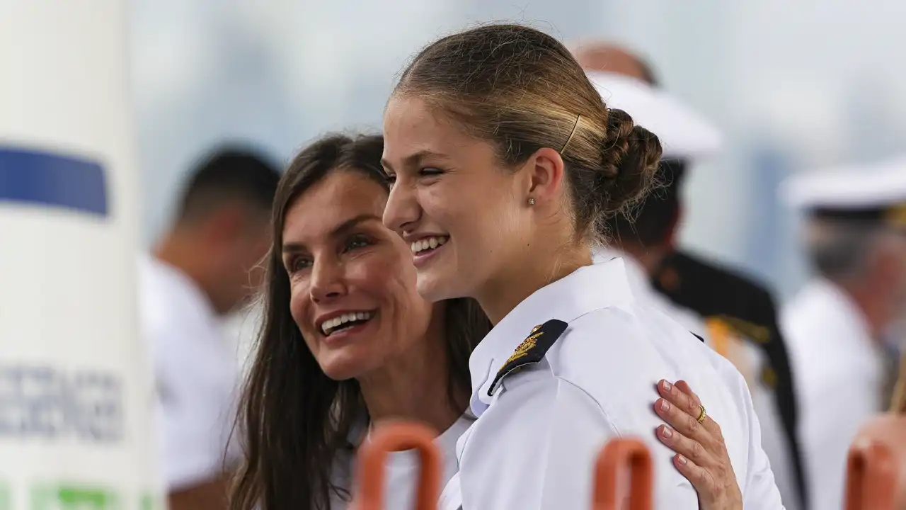 Los medios extranjeros definen con una poderosa frase a la Reina Letizia tras su emotivo rencuentro con la Princesa Leonor 