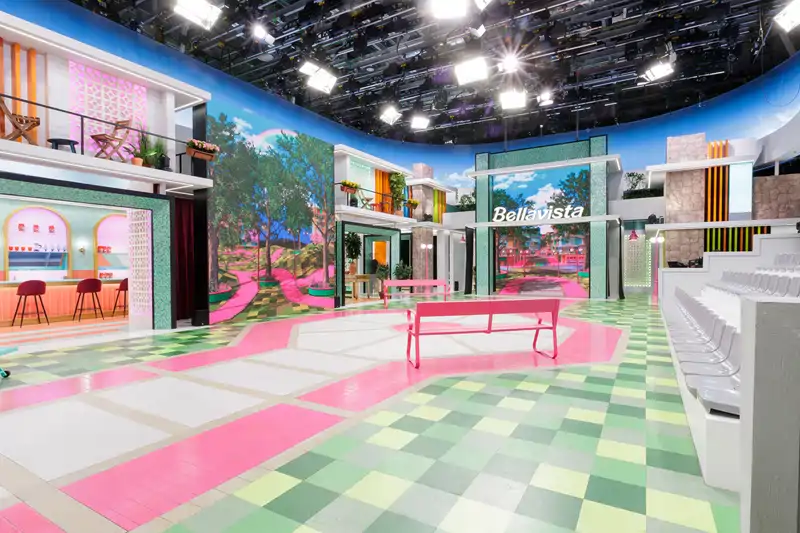La entrada al plató de 'La familia de la tele'