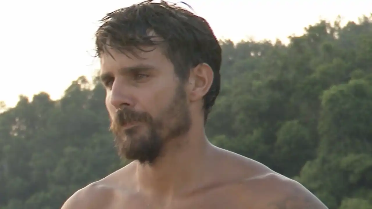Manuel González, muy confundido en 'Supervivientes 2025', muestra sus mayores miedos tras la posible deslealtad de Gabriella: "Me ha pintado la cara"