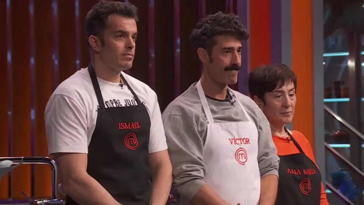 La lacrimógena reacción de los concursantes de 'MasterChef 13' al conocerse el nombre del nuevo expulsado tras su plato "raro e irregular"