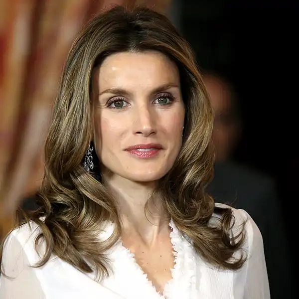 Vuelven los zapatos con los que la Reina Letizia arrasó en sus primeros años de Princesa y hoy son tendencia