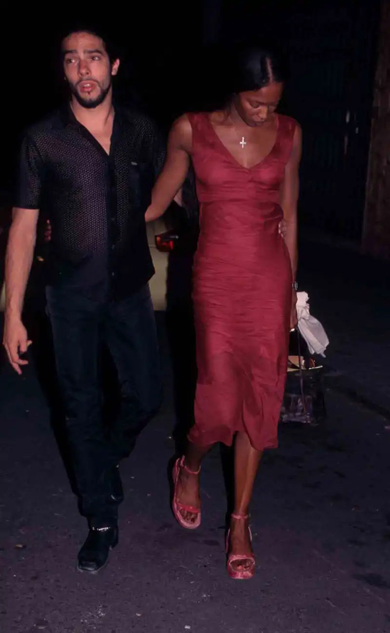 Joaquin Cortés y Naomi Campbell