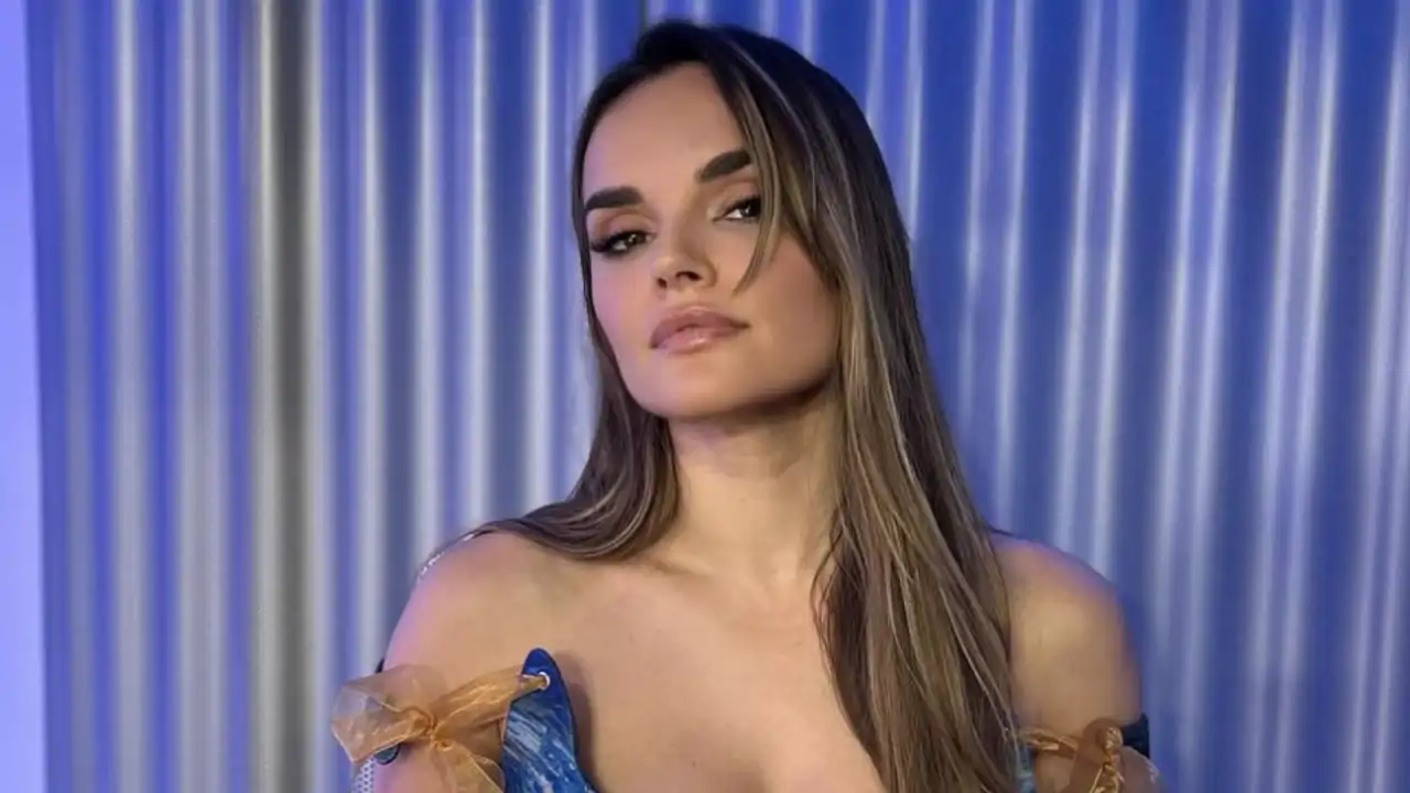 Melody en la radio