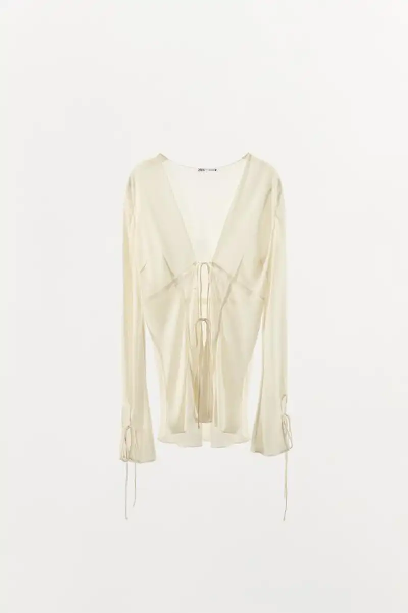 Camisa lazada frontal de Zara 39,95 euros