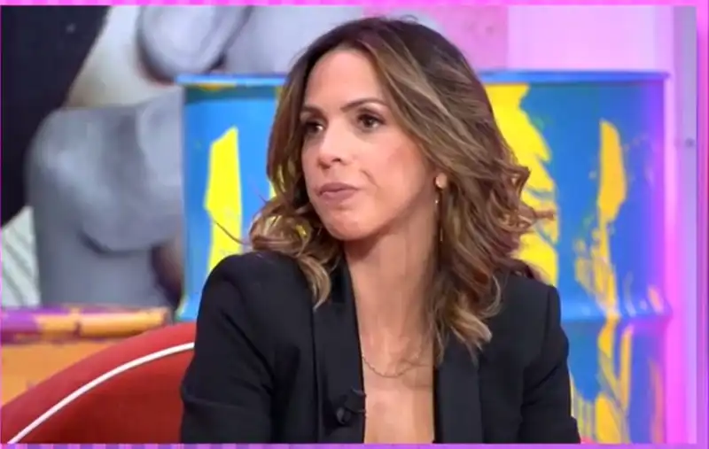 El duro reproche de Paola Olmedo a José María Almoguera: "No me dejes sola"