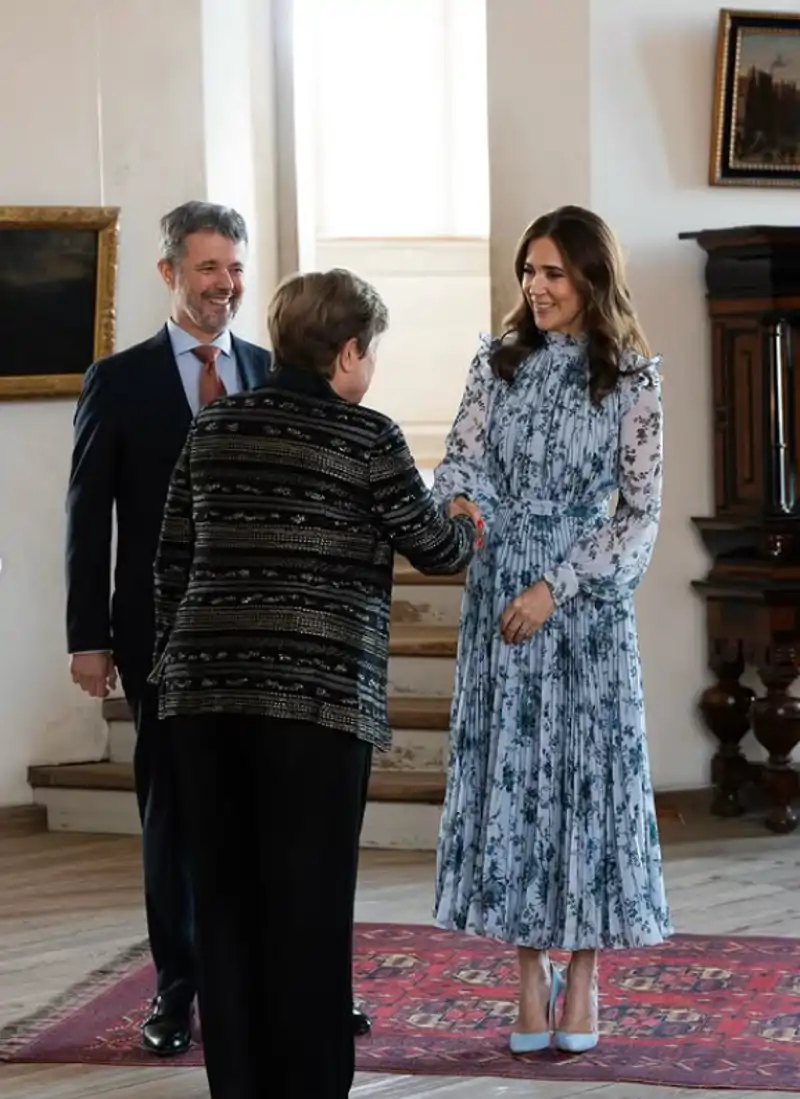 El vestido plisado de Mary de Dinamarca