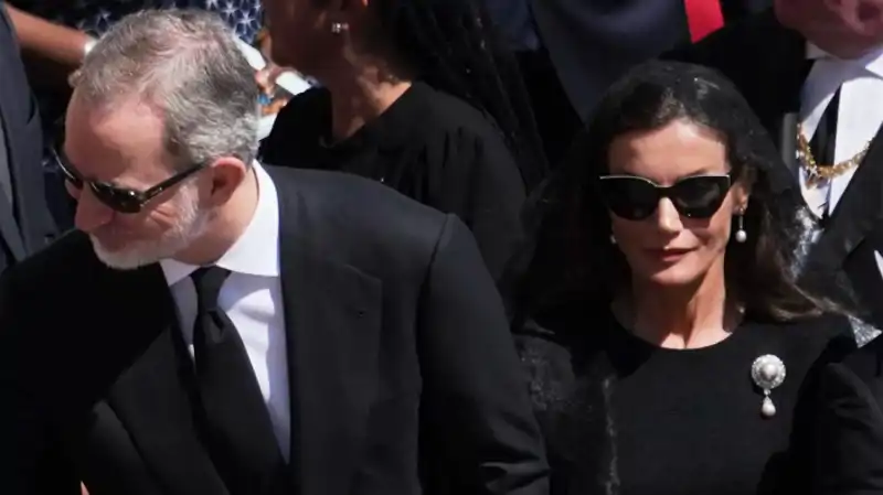 Los Reyes Felipe y Letizia en el funeral del Papa Francisco