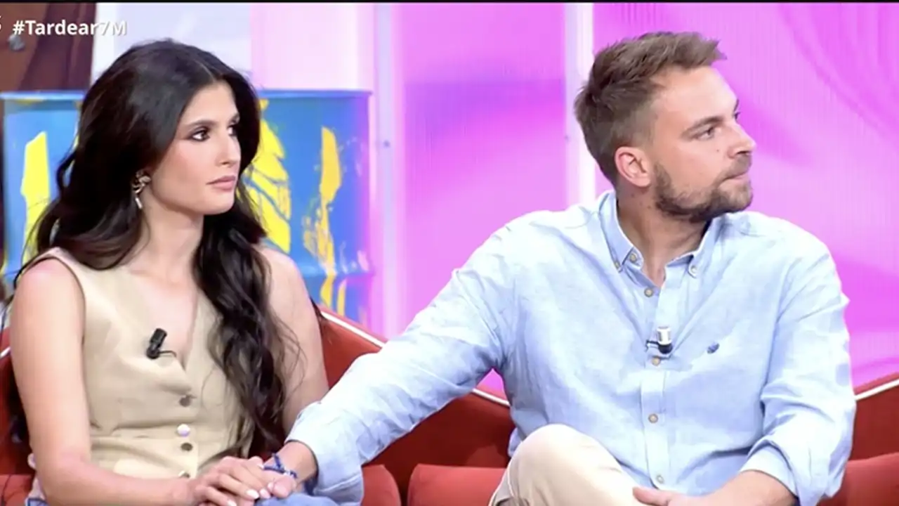 José María Almoguera celebra su nuevo hito en la televisión junto a María 'la jerezana': "Con mi amor"