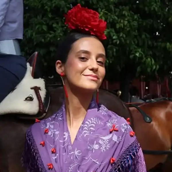 Victoria Federica de Marichalar inspira con el traje de flamenca más atemporal de la Feria de Abril 2025